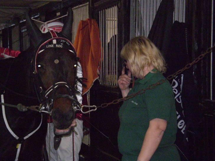 Traver Line Bøg. - jaja jeg er sød;iii :D.  billede 4