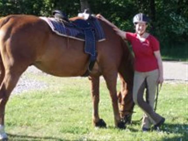 Anden særlig race Bakkebos Champ - mon det var rart at komme af igen.... :D  billede 9