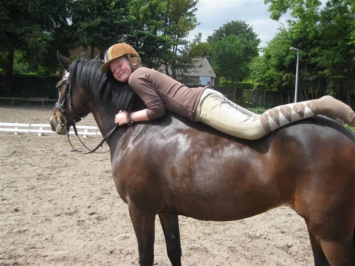 New Forest Fleur - gamle part. - Jeg LIGGER på Fleur 8D Billede af Anso <3. billede 17