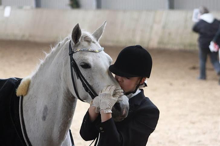 Connemara Maalings Mirabel B-PONY - Mig og Belle sammen. Elsker dig. :* :D Foto: Anne Krogh billede 17