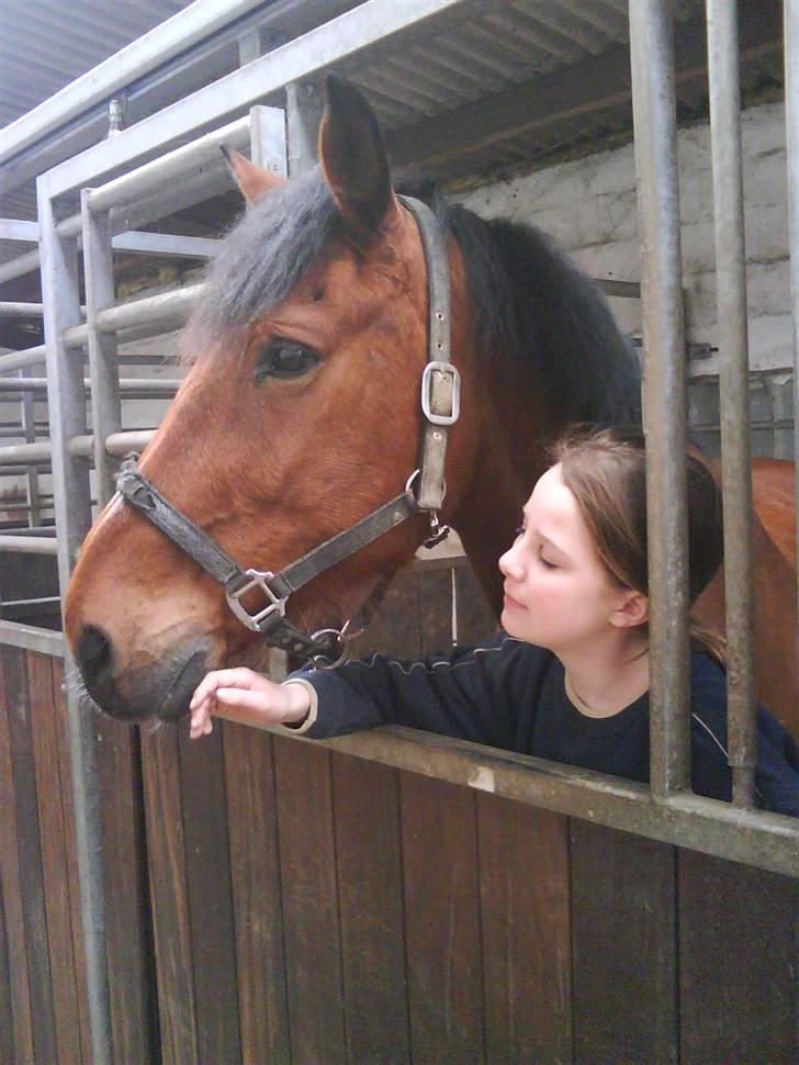 Anden særlig race Thor - mig og futte :) årh, jeg elsker dig, tykke <3 Foto: camilla :) billede 8