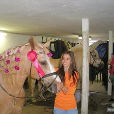 Anden særlig race Sally miin Prinsesse Y solgt