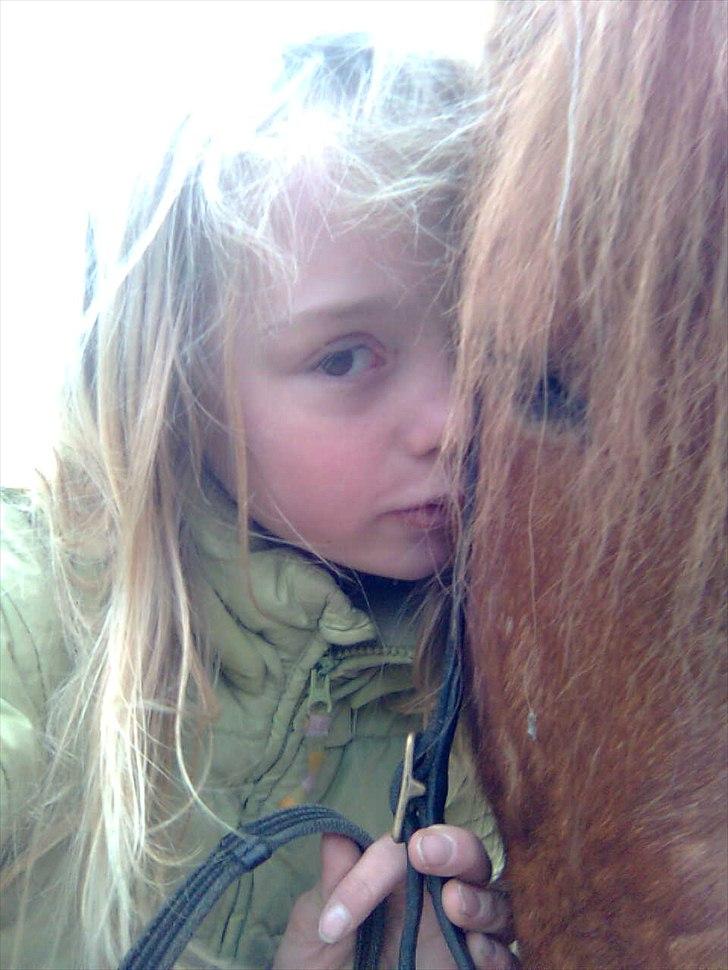 Islænder Toke |I Miss You| - Et meget gammelt billede fra dengang jeg var lille. - Fotograf Mig. billede 6