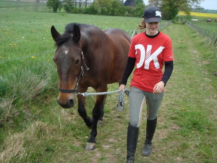 Anden særlig race Bertha <3 R.I.P :'z - "Jeg ligger søvnløs her til den dag du står her igen." - Jeg savner dig så ufatteligt meget min pige :-* Du var det bedste i verdenen <3 billede 20