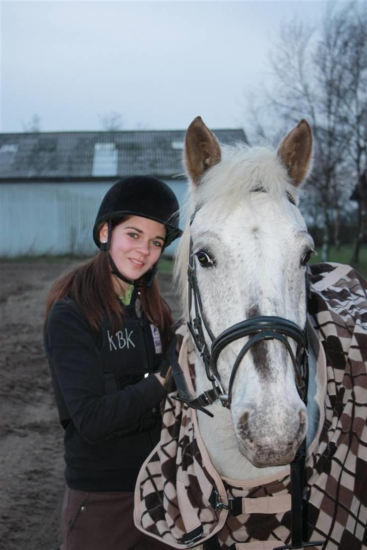 Anden særlig race Filuca - Er vi ikke søde sammen ?? :) synes bare det her er et mega godt billede!!! :D billede 19