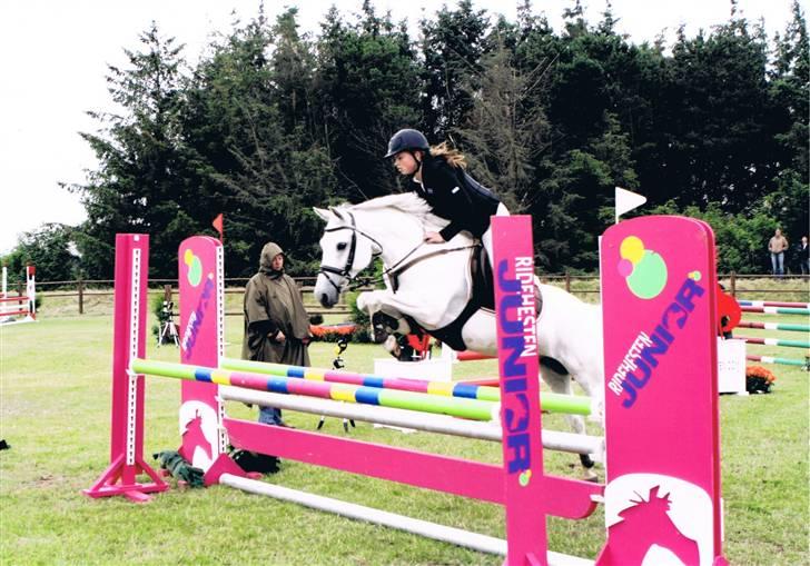 Anden særlig race La Santa - Hirtshals09 uge 30/ her i MA-mini grand prix - stjernepony. Perfekt uge! billede 1