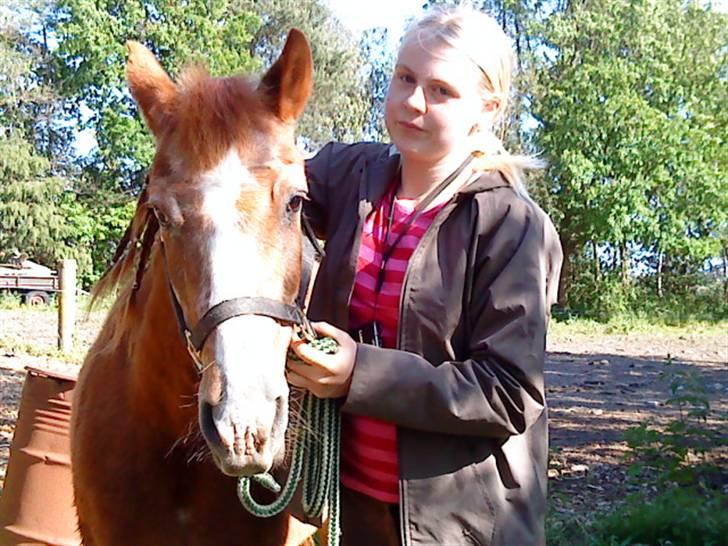 Anden særlig race Emma (R.I.P D':) - Nej hvor er vi fine xD fotograf: Cille xD <3 billede 10