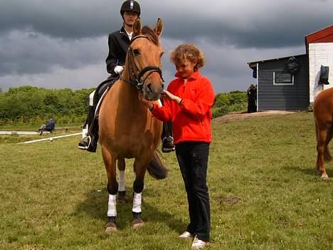 Anden særlig race Bella<,3 - Ja... Det er så Bella og jeg og min lillesøs. billede 6