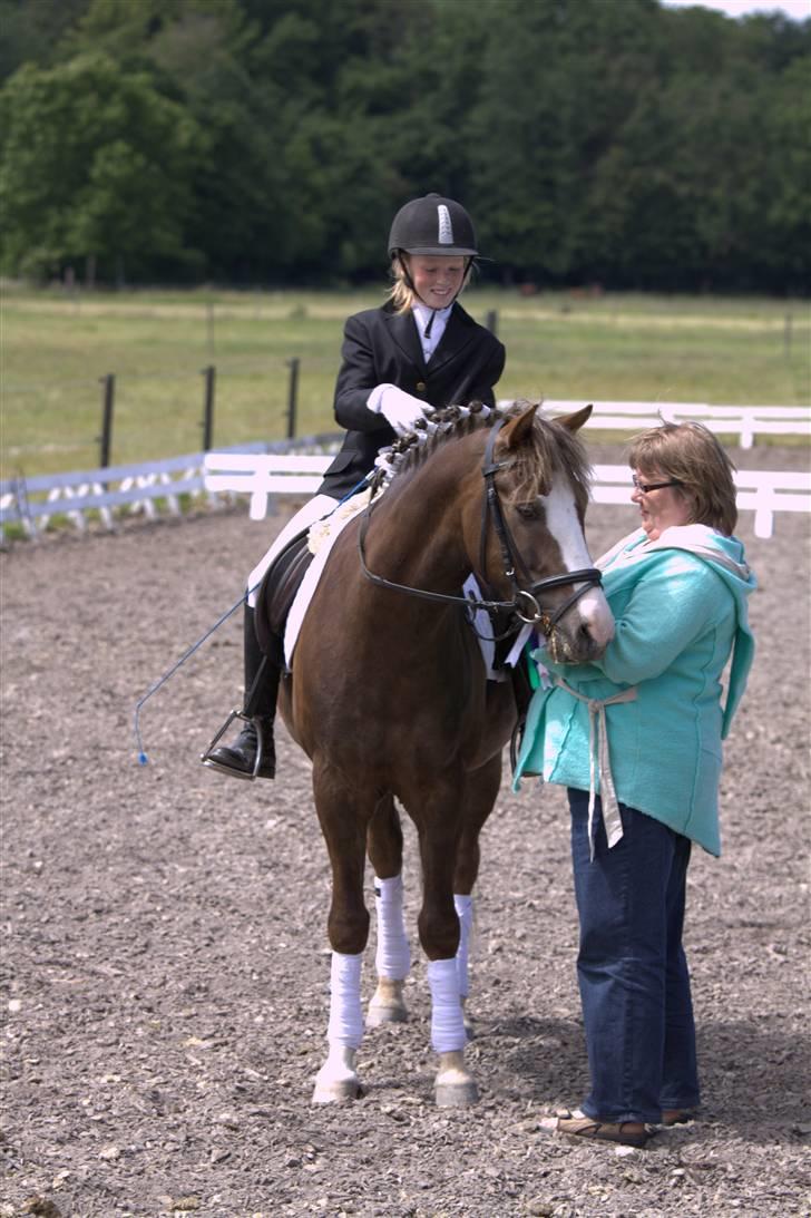 New Forest Roløkke Softice -MIT ET OG ALT!- - Præmie overrækkelse til SGR´s lukkede klubstævne. Fik en første plads :-) -10 billede 4