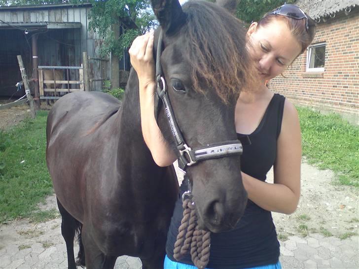 Frieser Caroline billede 1