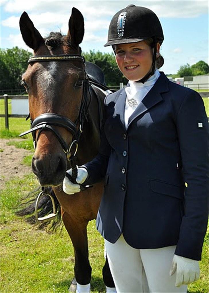 New Forest | Tårups Newton - Mig & Newton til dressurstævne (: <3 Foto: Karen billede 11