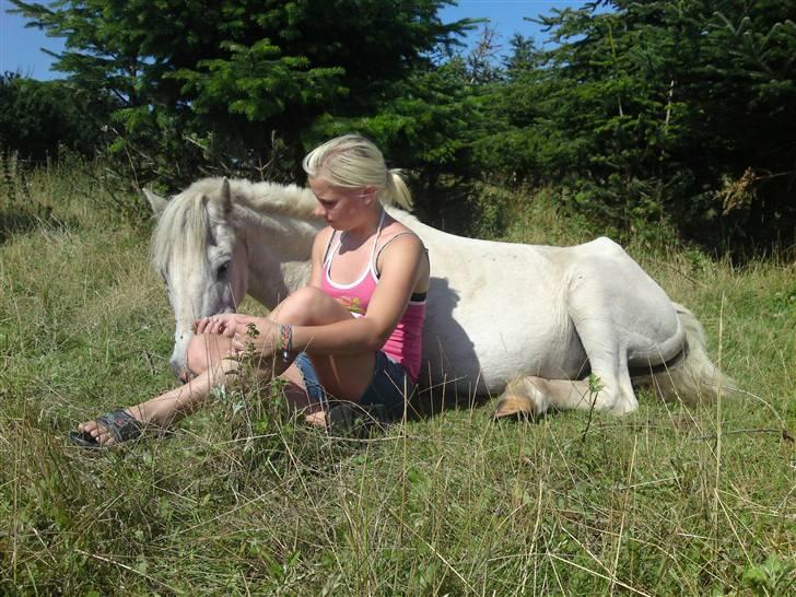 Anden særlig race Ia pigen  R.I.P :'(  †<3 billede 15