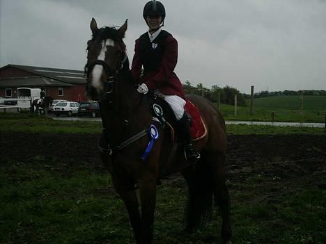 Dansk Varmblod Calypso Alsidig - mig og Kylle til vores første stævne.. vi fik en 2. og 3. plads om lørdagen.. ;P billede 19