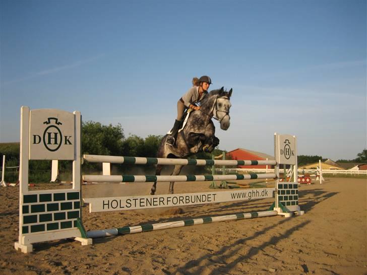 Holstener Mailunds Cirkeline - Cirkeline og Monica. billede 18