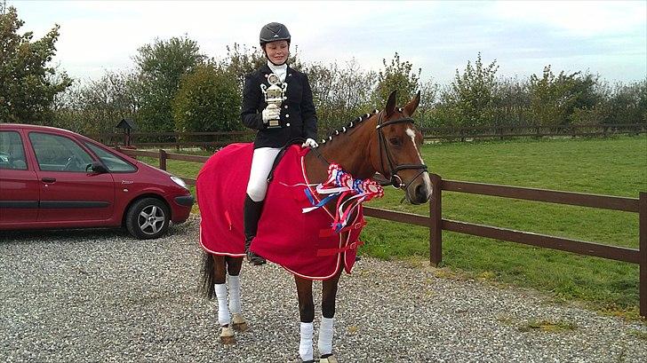 DSP Fontaine | Tidl. Låne (: - Klubmester i dressur på klør 2010 billede 4