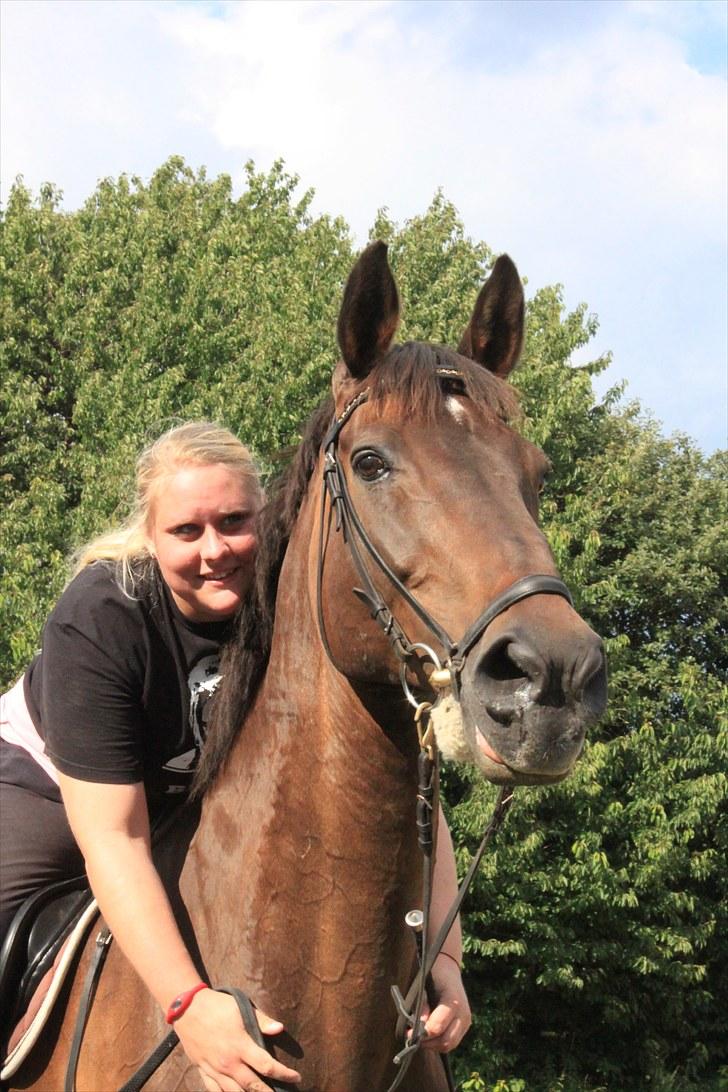 Holstener Chairman 7 - Pony og jeg <3 Taget af Nicoline Wolk med mit kamera , tak ! billede 7