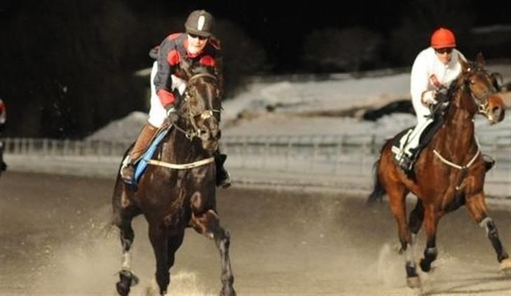 Traver Black Progress - Over målstregen til vores første plads i Århus :D billede 1