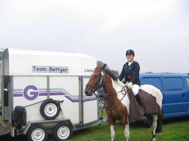 Pinto Roche <3, - mig og roche til klubmesterskab, vi fik 2 tedie plasser i spring  80-90;) <33 billede 10