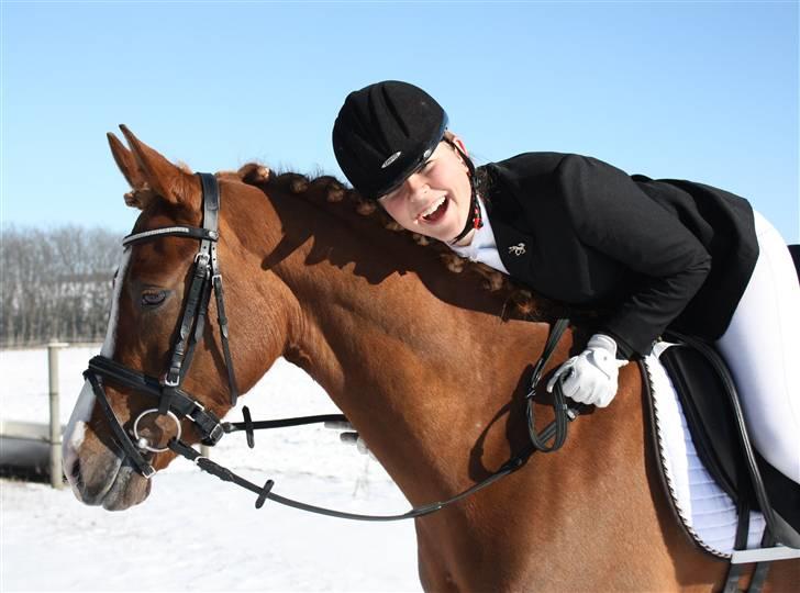 Palomino Klepholms Victoria RIP - Victoria og mig efter klasserne ;D Fotograf; JMP© billede 15