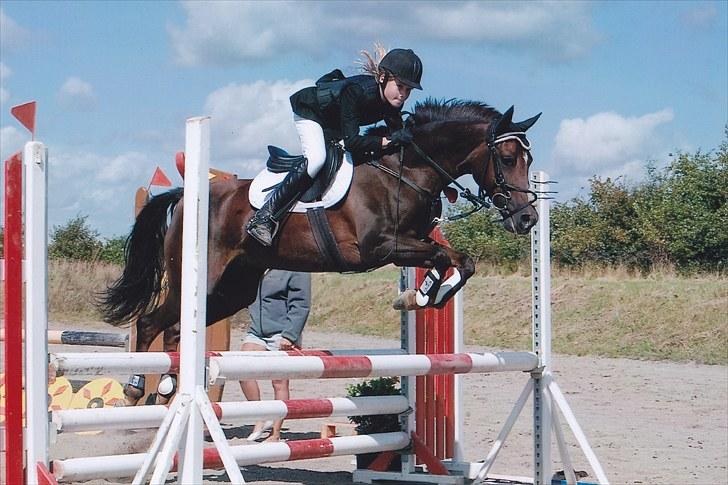 DSP Candy højgård - hun tager mig tættere på himlen. :p billede 1