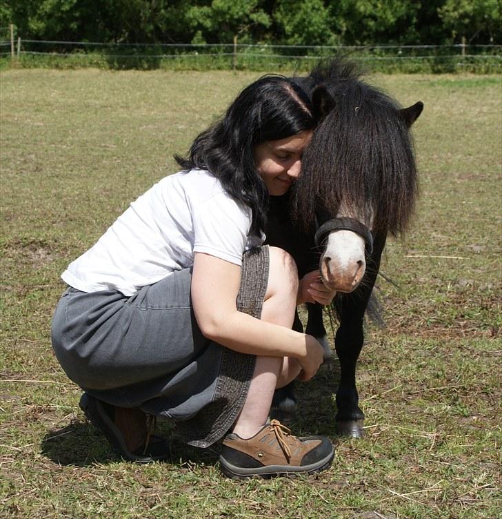 Anden særlig race Møllegårdens Kaspian - Kaspian og mig, juni 2010 billede 15