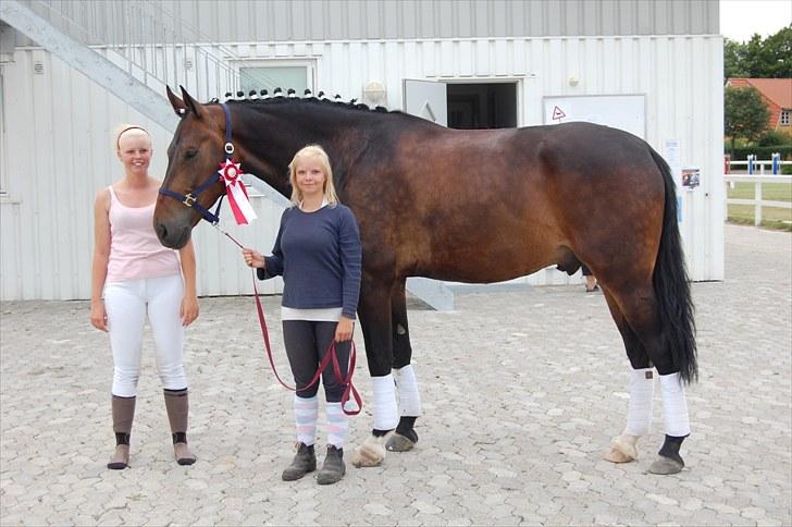 Oldenborg Orion Kikmose - Orion Kikmose her med 1 pladsen. med 67,03 % i en ny klasse LB2. sommer 2010 billede 19