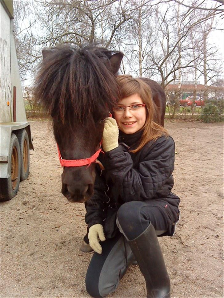 Shetlænder Olga R.I.P In my heart!:( - Olga og jeg efter ridning. billede 6