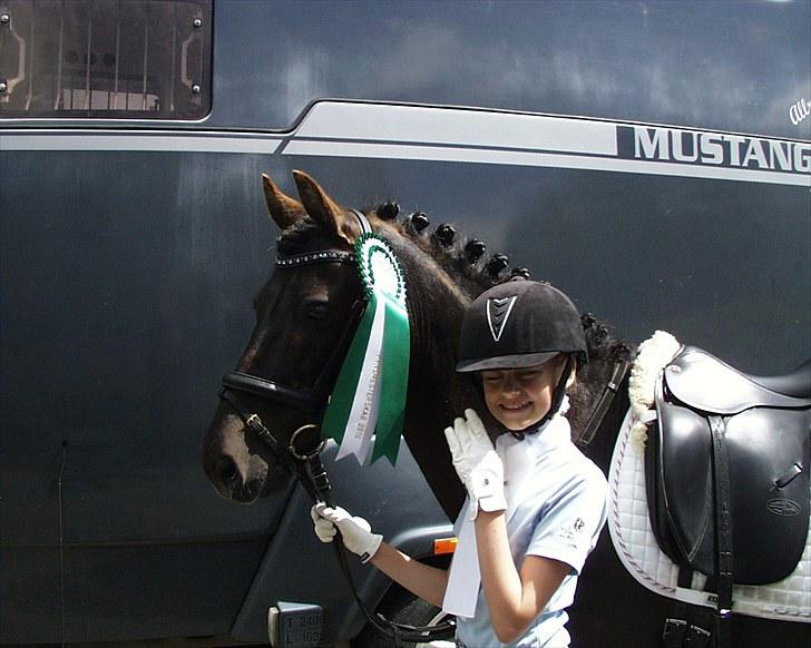 Gotlandsruss Tapan's Fagot ~A-Pony~ (solgt) - Fagot og jeg efter præmieoverrækkelse til Fynsmesterskab 2010 billede 19