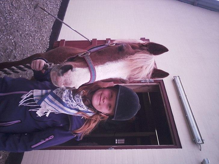 Anden særlig race |Pippi*Aflivet*| - Næsten lige fået hende nusser bare med hende<´333:)|foto:Lærke S.S.(Veninde)| billede 2