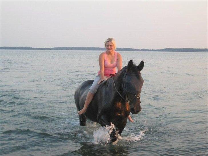 Holstener Aluett/Tulle - Ude og bade! billede 11