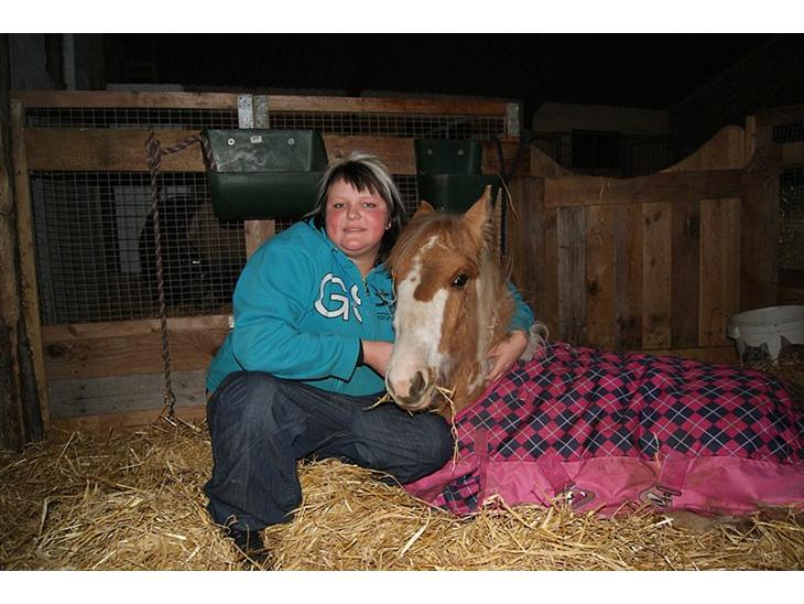 {{currentPhoto.altText}} billede {{currentPhoto.number}}