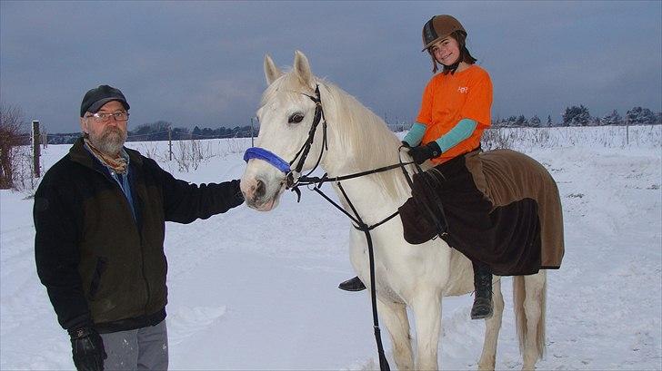 Anden særlig race  Dusty  R.I.P.:'( - Og her er min dejlige Bedstefar sammen med os. billede 17