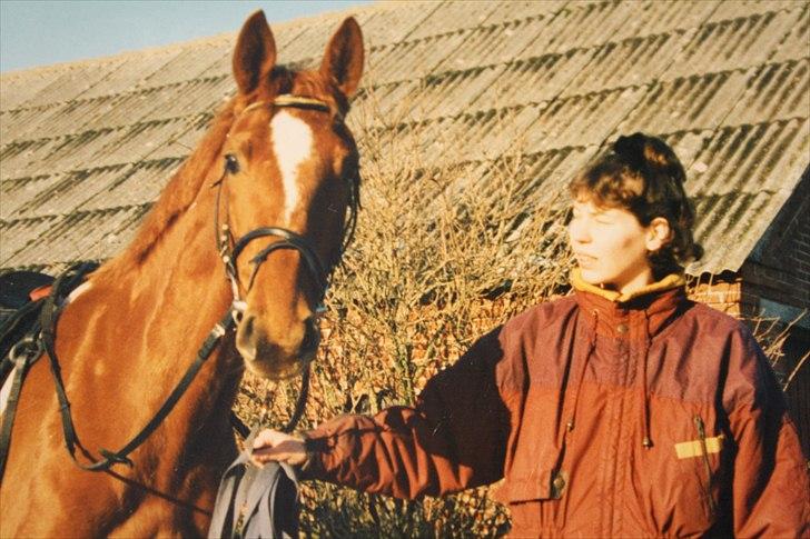 Dansk Varmblod skovvejens Isabella R.I.P - Min mor og Isabella på rideskolen hedelykke  billede 7