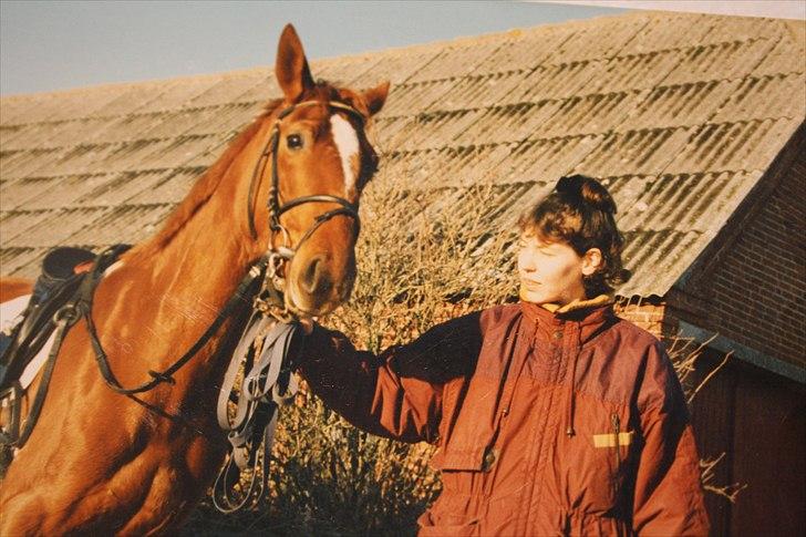 Dansk Varmblod skovvejens Isabella R.I.P - Min mor og Isabella på rideskolen hedelykke  billede 3