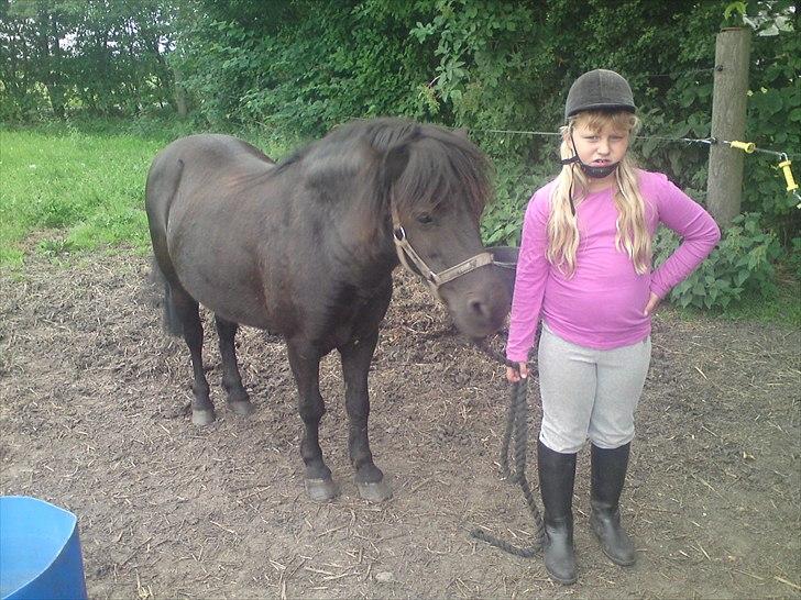 Anden særlig race lady billede 2