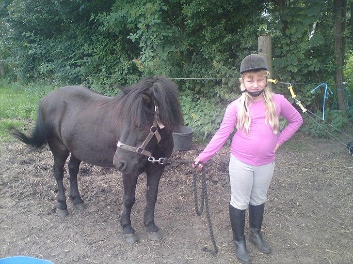 Anden særlig race lady billede 3