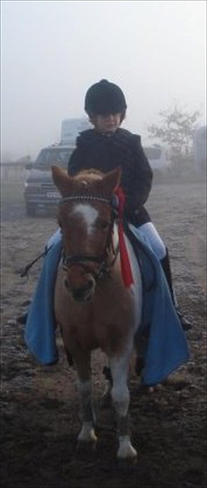 Anden særlig race Christian. [Tidl Hest] Savner ham:'( <3 :') - Nr.1. I Hurk.!.. :) Så stolt af Christian, vi startede nemlig LD-LC og vi vandt begge klasser:)<33 billede 14