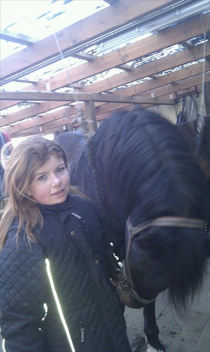 Anden særlig race Ronja - Efter skovturen med jannie og inger billede 10