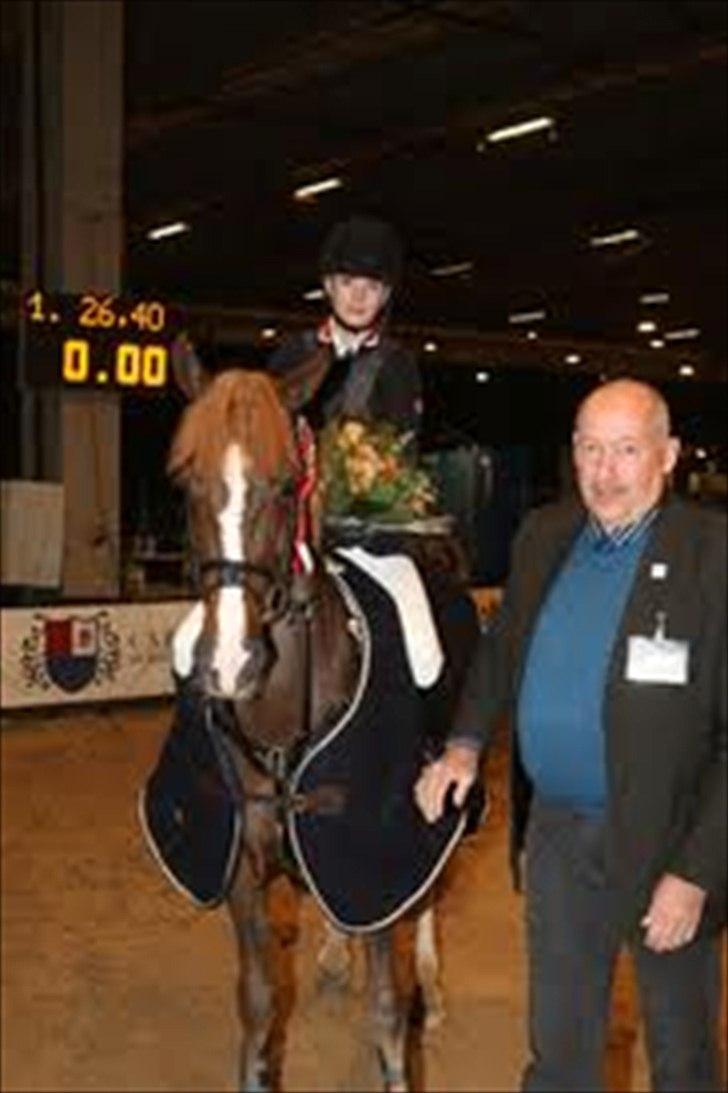 Anden særlig race Hard Times billede 8