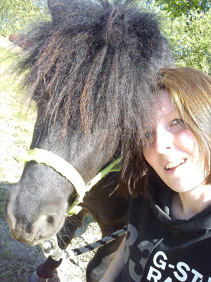 Miniature Black Speedy - En vidunderlig sommerdag, hvor BS og jeg hyggede - 30. april 2011 (© - Må ikke kopieres) billede 8