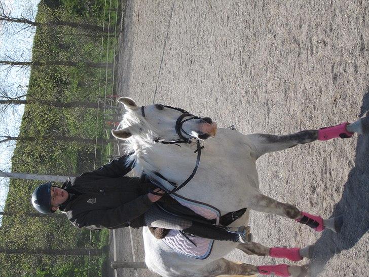 DSP Siska Bredager - 1 maj 2011. Min første ride tur, på hende! C: billede 1