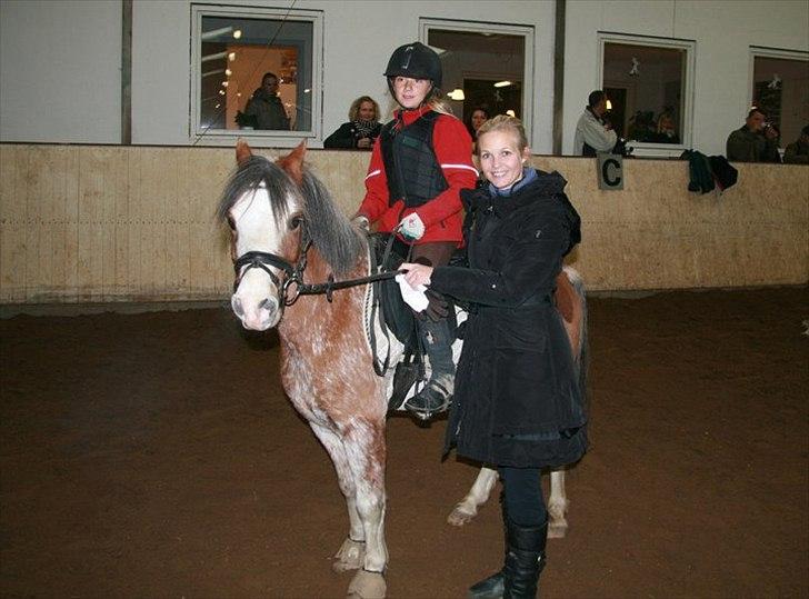 Welsh Pony (sec B) Teggi (SOLGT) - mor og mig rider ved Tina lund billede 12