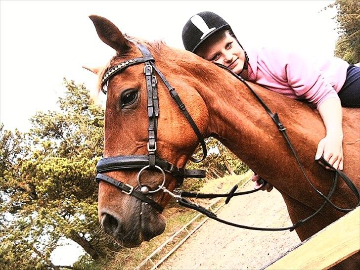 Dansk Varmblod Clarissa-leveret tilbage.. - Clarissa og mig!<3:-* billede 8