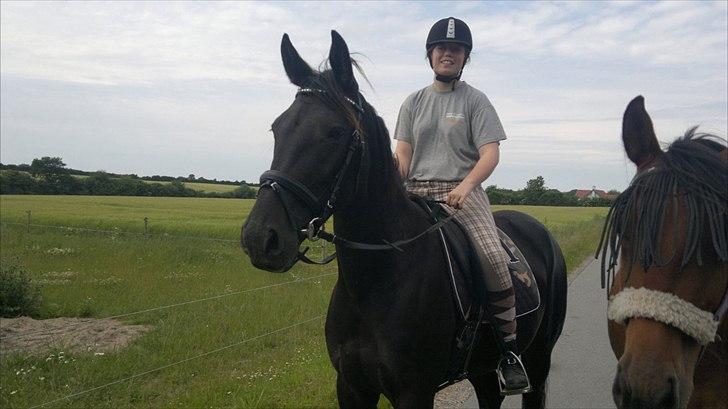 Anden særlig race Uzuri - På vores første tur :)  billede 16