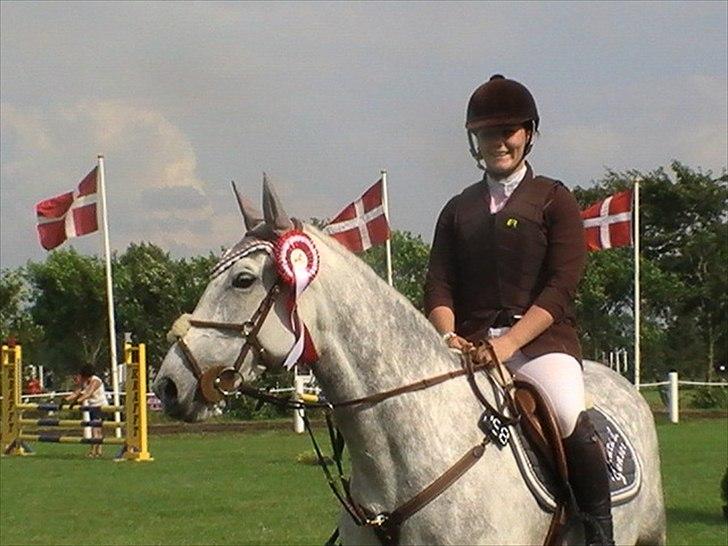 Anden særlig race Sevenhills Tyrone Tigers - Min lille hypper d: hun var så sej! .. 
Lb** - 1 plads :D:D billede 19