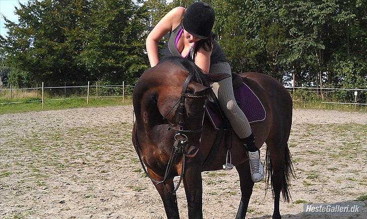 Traver Linda egely *rip* - nelle og nana et super per der er glade for hinanden aug 2011 billede 19