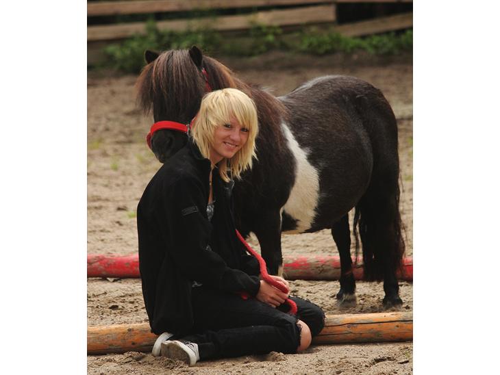 {{currentPhoto.altText}} billede {{currentPhoto.number}}