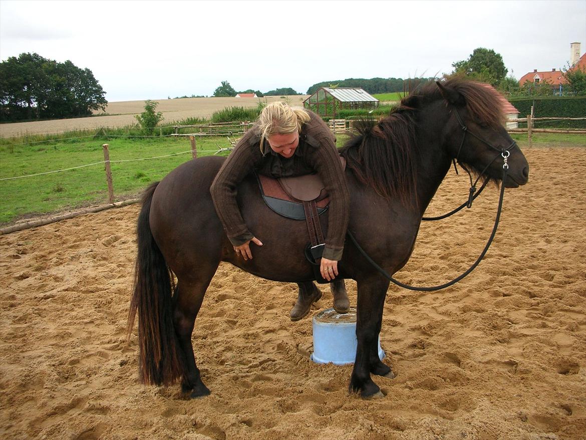 Anden særlig race frida - første gang med alt vægt på dig.
og du stå bare stille dygtig pige billede 16