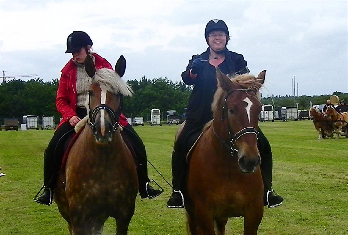 Jyde Thor (Thorkild) - Mor og datter hygge.  billede 18