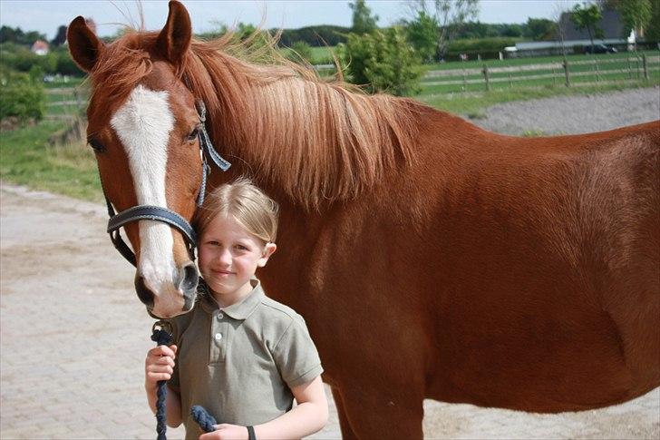 Anden særlig race Passir <3 <3 - Min søde søster Lea med Passir. billede 3